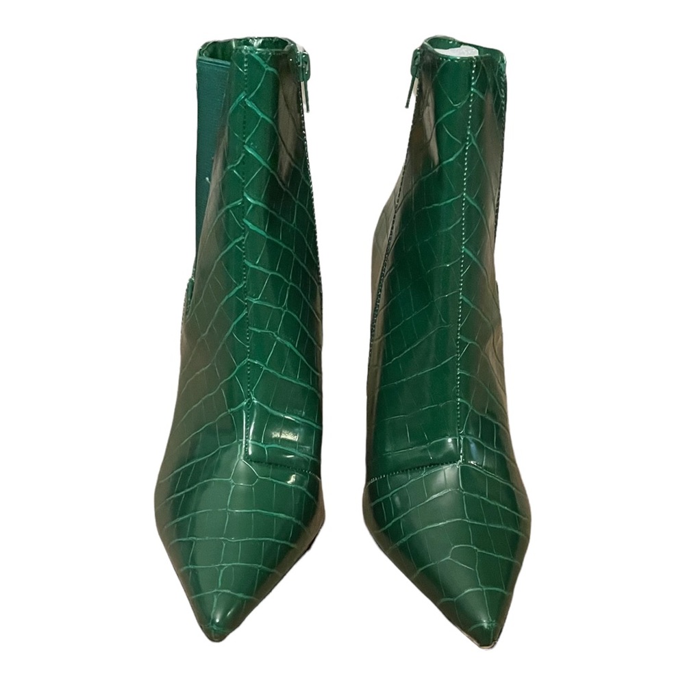 New York and Company Ankle Stiletto Bootie, Green Croc, 10M